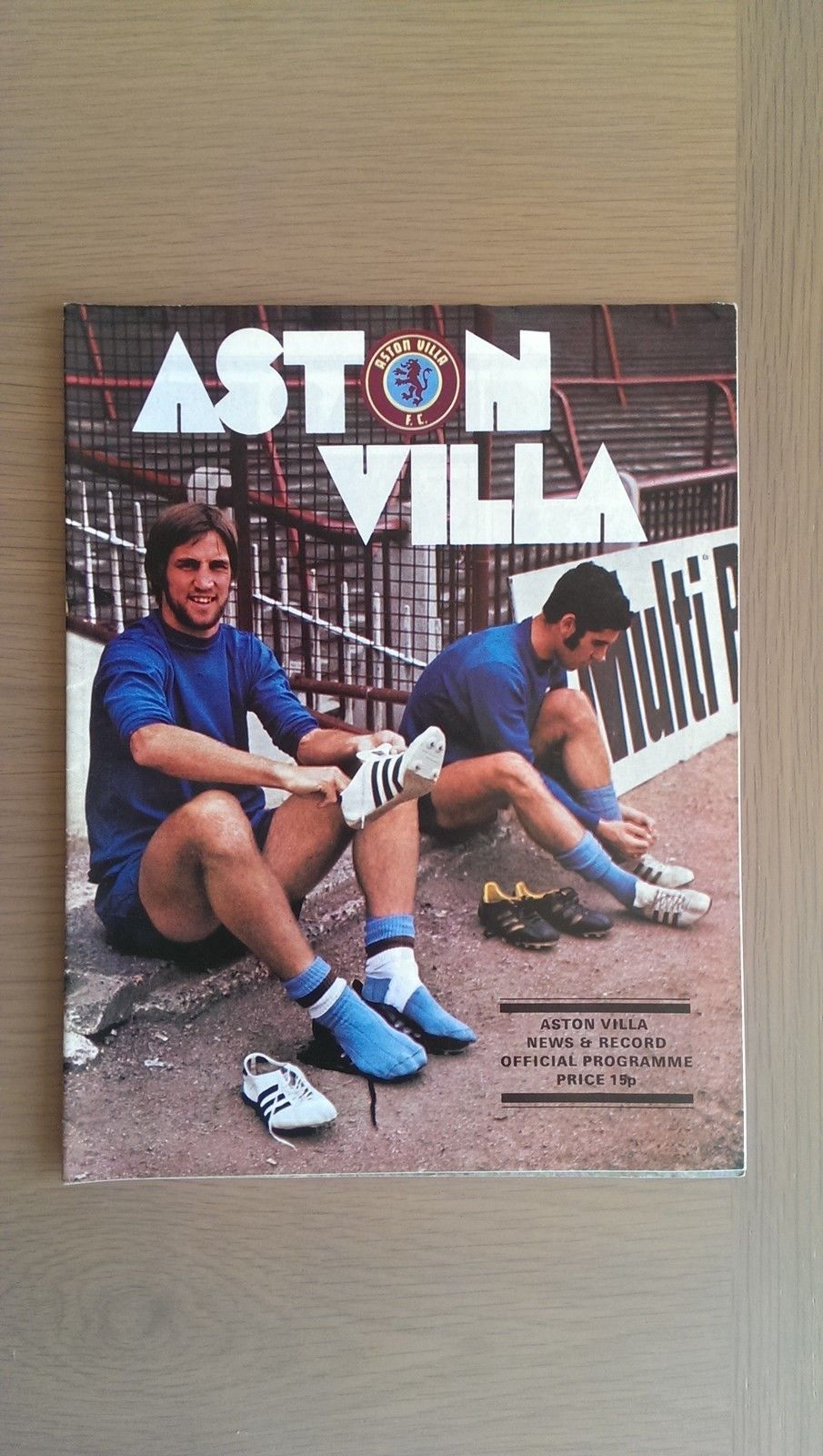 English Football Program: Aston Villa vs. Everton (November 22, 1975)